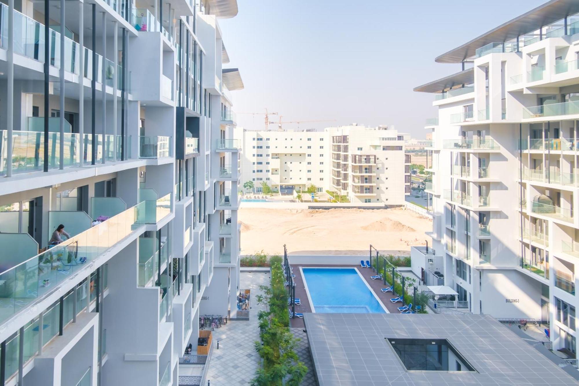 Ferienwohnung Industrial Chic Retreat Al Qurayyah Exterior foto